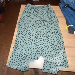 Boutique Green Animal Print Midi Skirt - New without tags